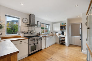 Photo 17- click for photo gallery